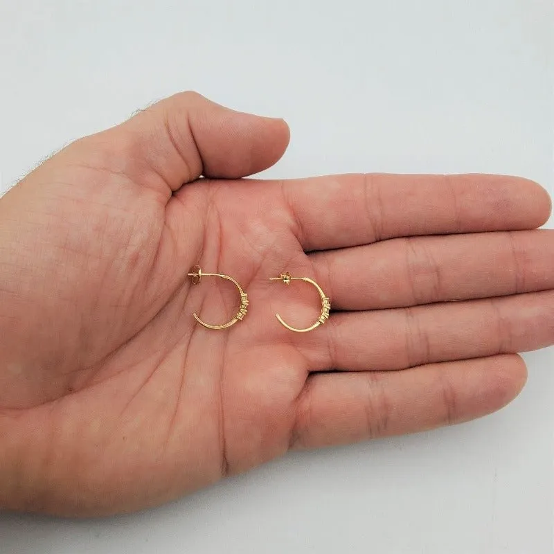Pendientes oro 18k medio aro pequeo circonita