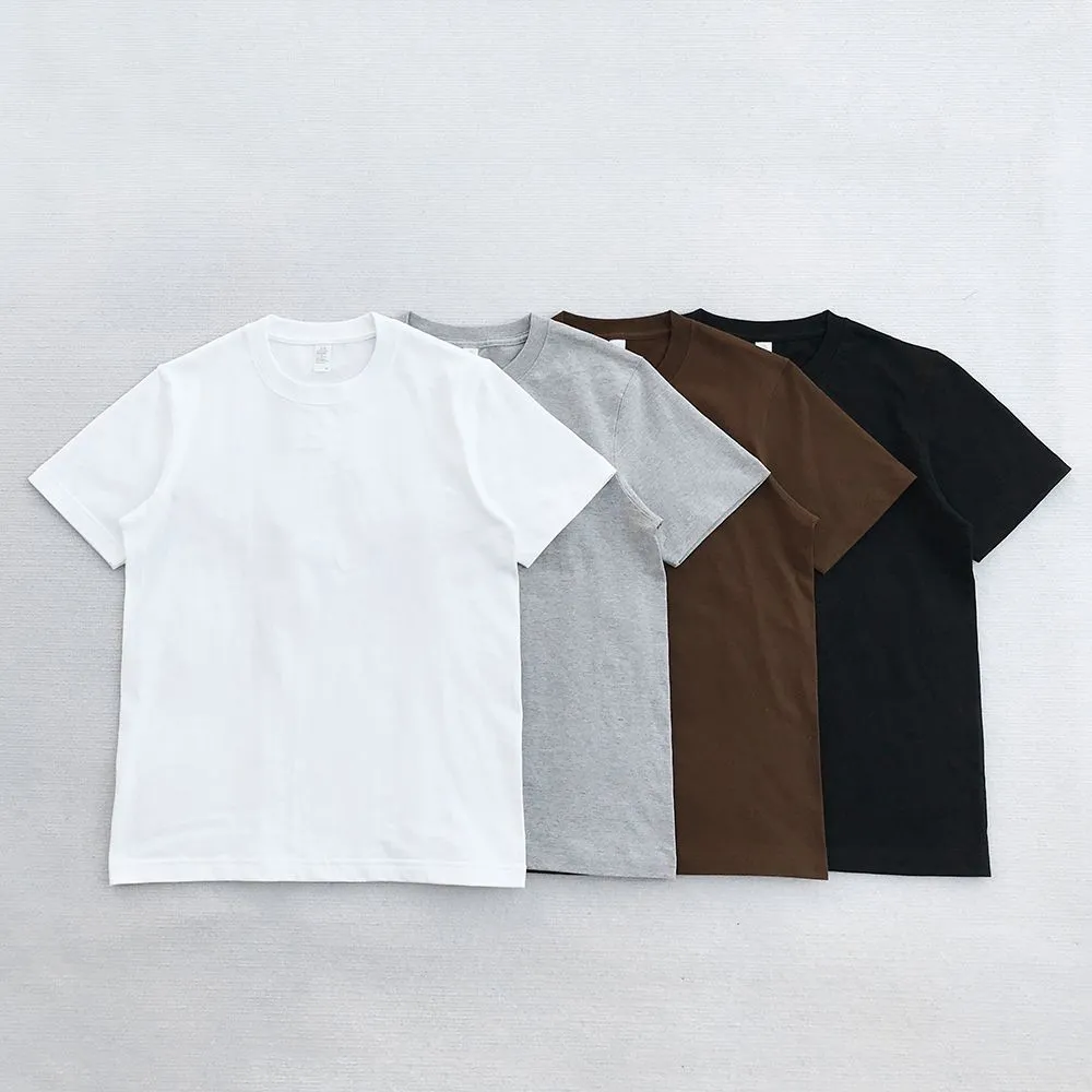 PLAYERA ESSENTIALS LOGO CHICO