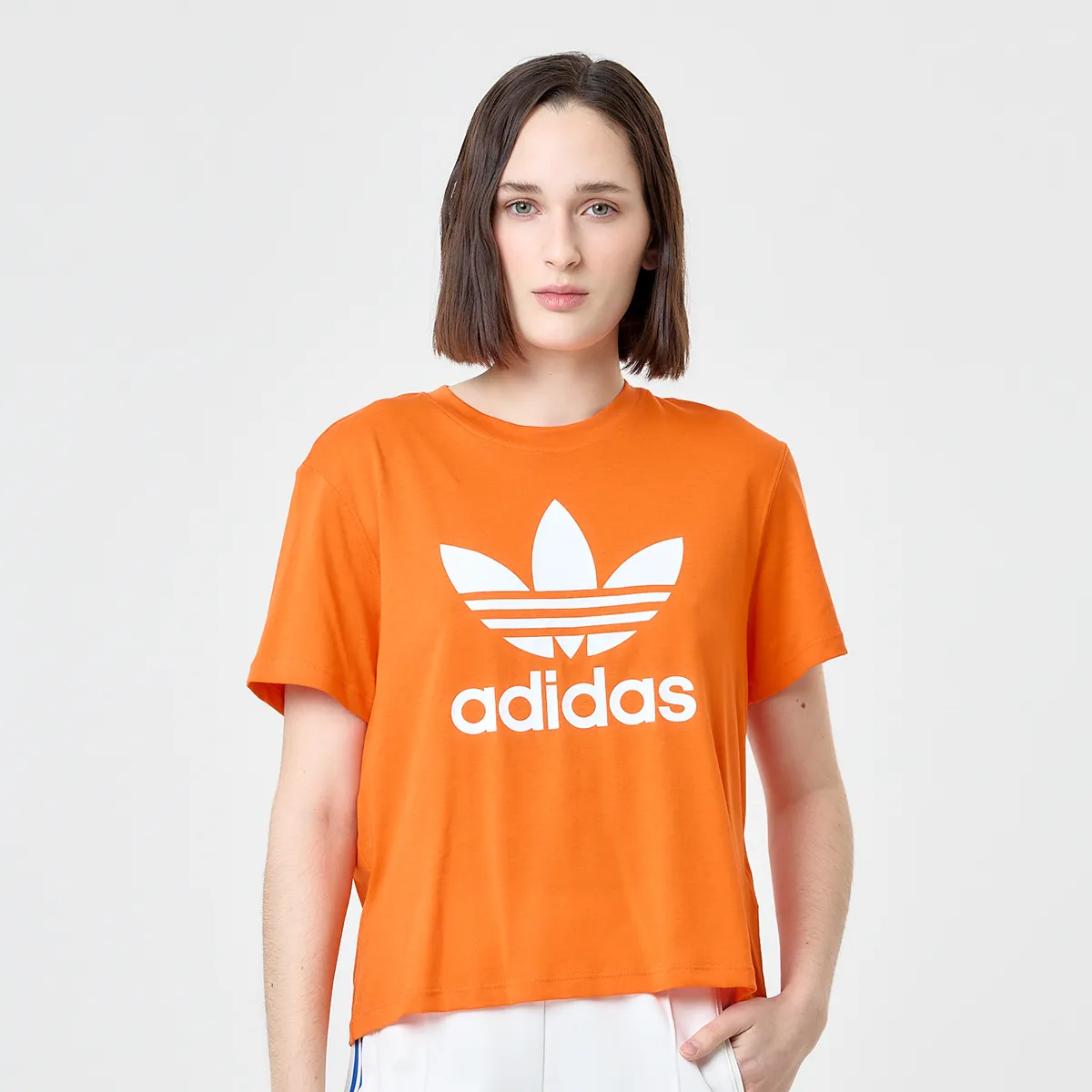 Remera adidas Adicolor Trifolio Boxy Mujer