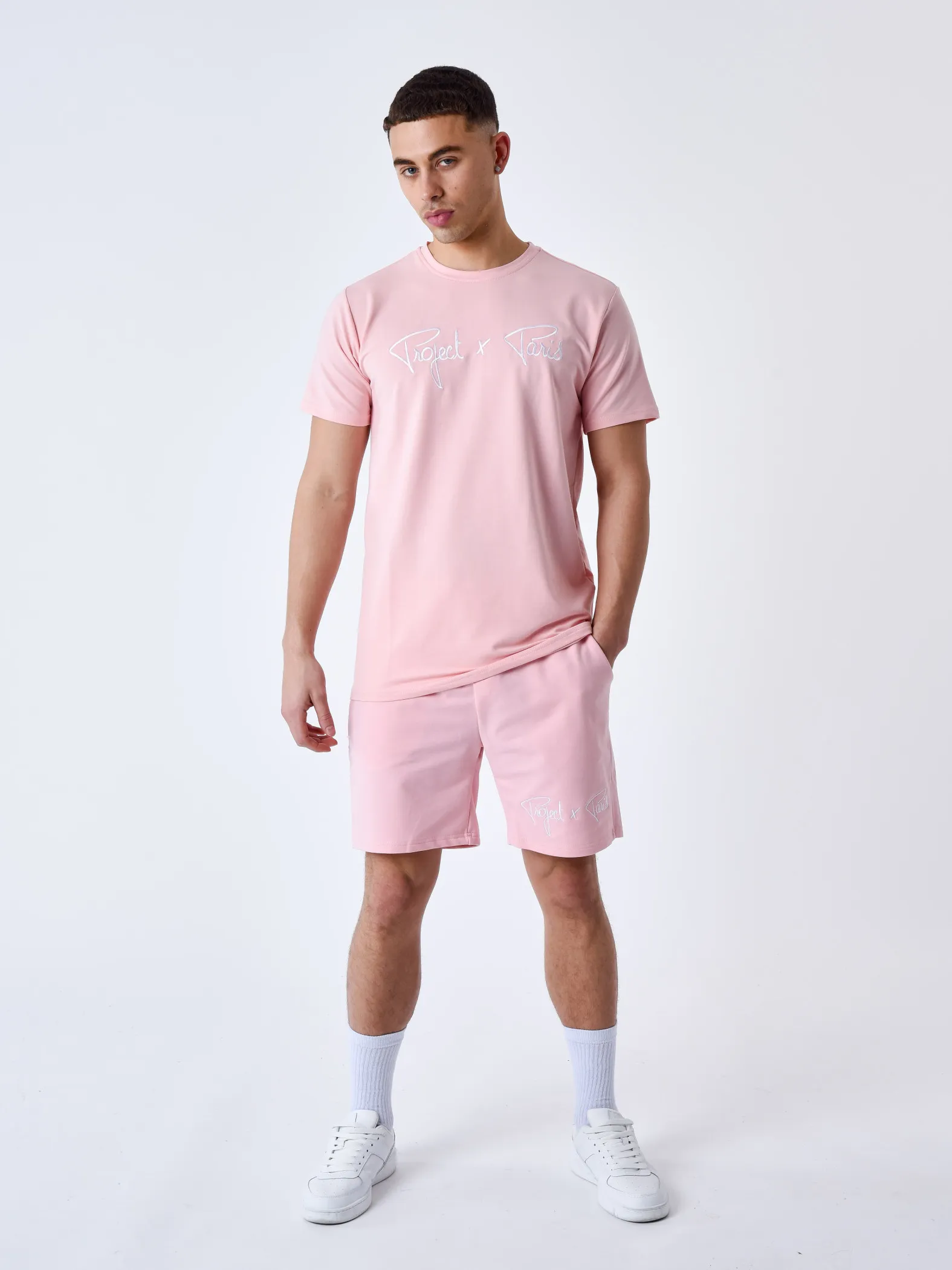Short Essentials Project X Paris