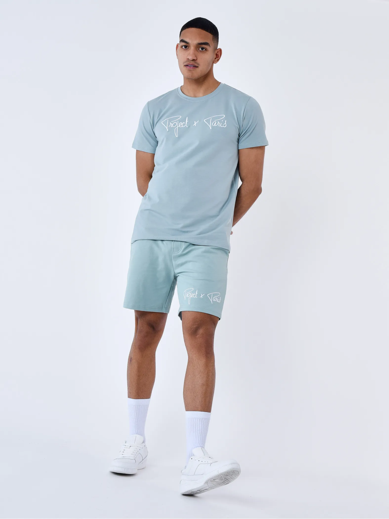Short Essentials Project X Paris