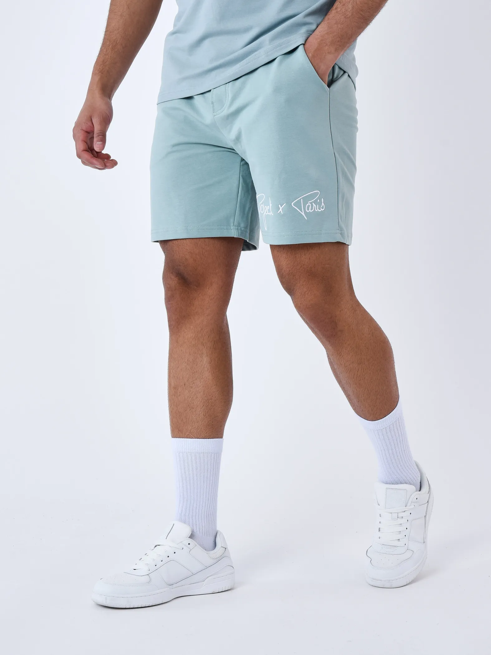 Short Essentials Project X Paris