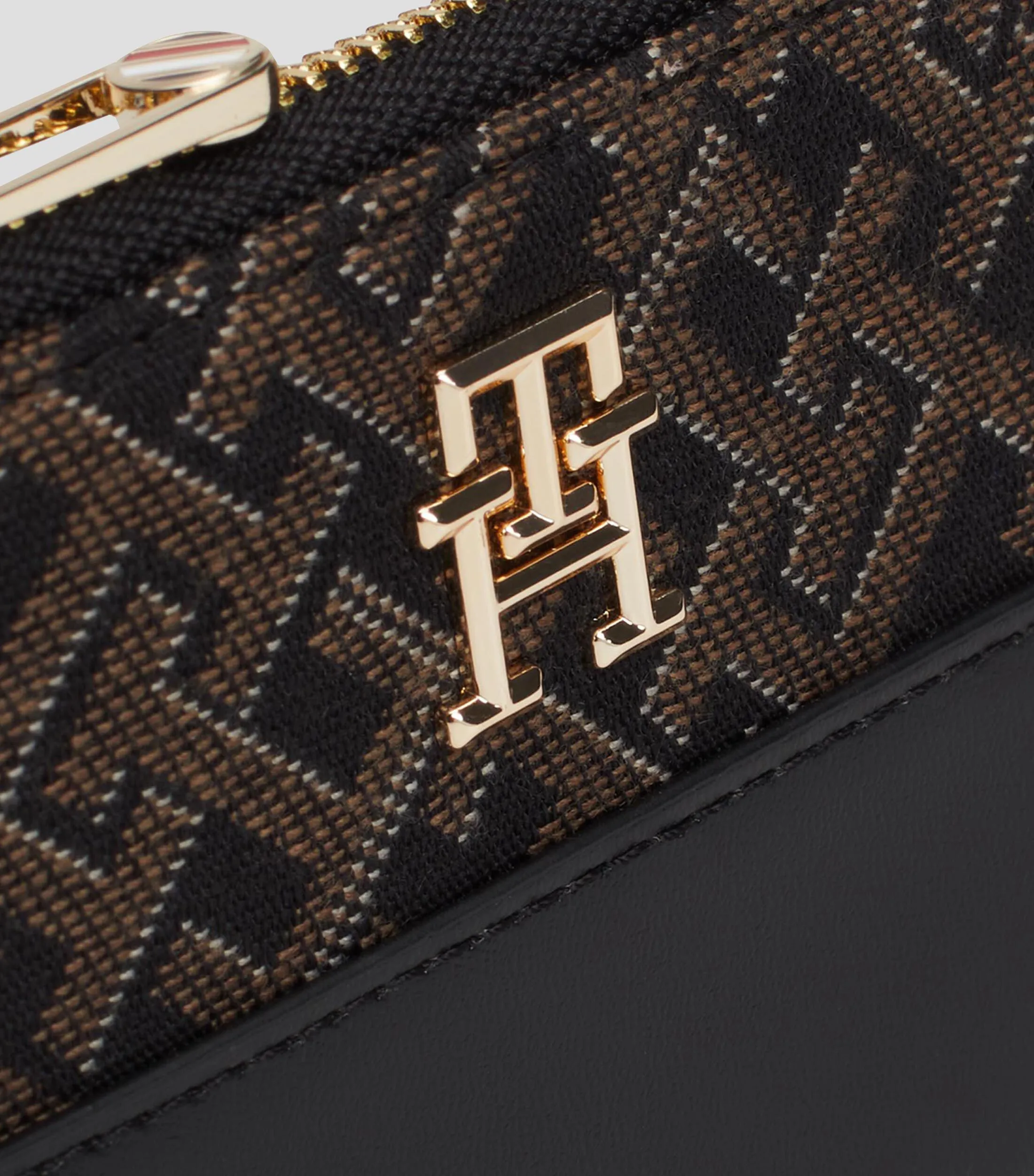 Tommy Hilfiger Cartera Fall 2024 Estampada Mujer