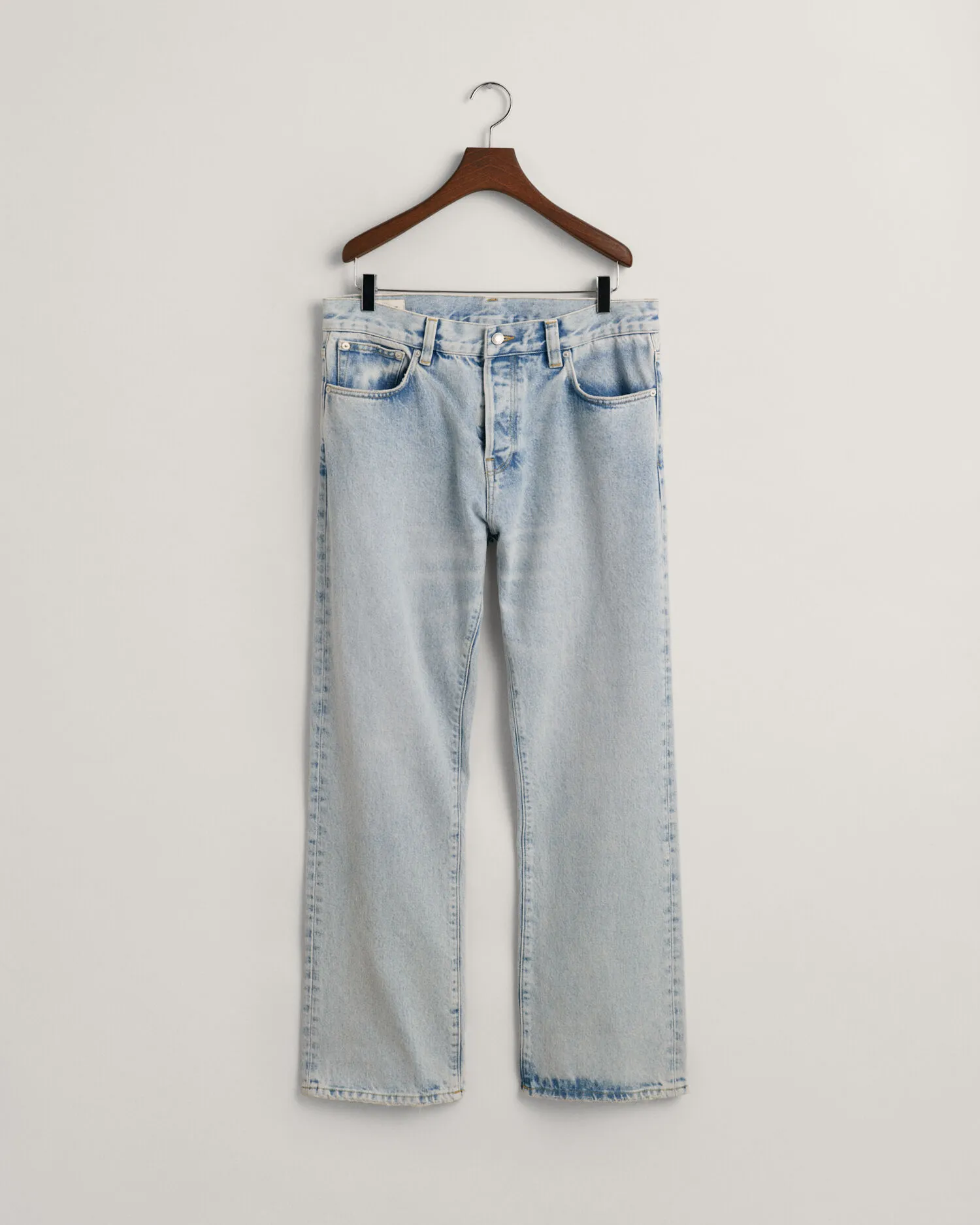 Vaqueros Loose Fit con lavado claro