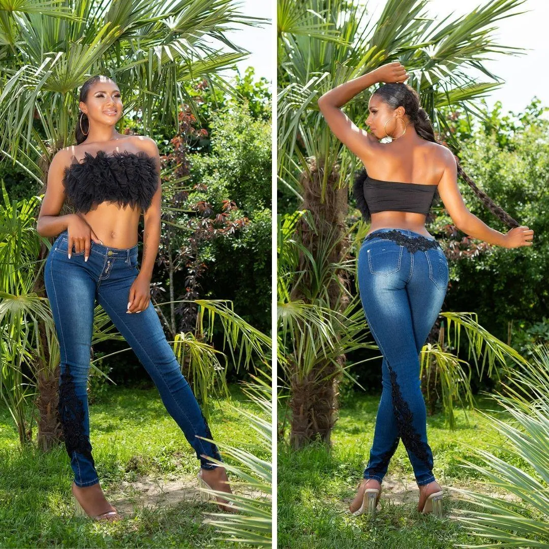 Vaqueros skinny con encaje negro