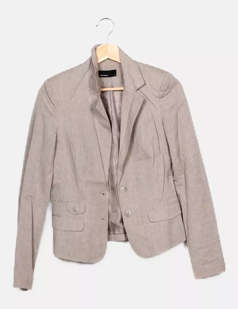 Vero Moda Blazer entallada básica