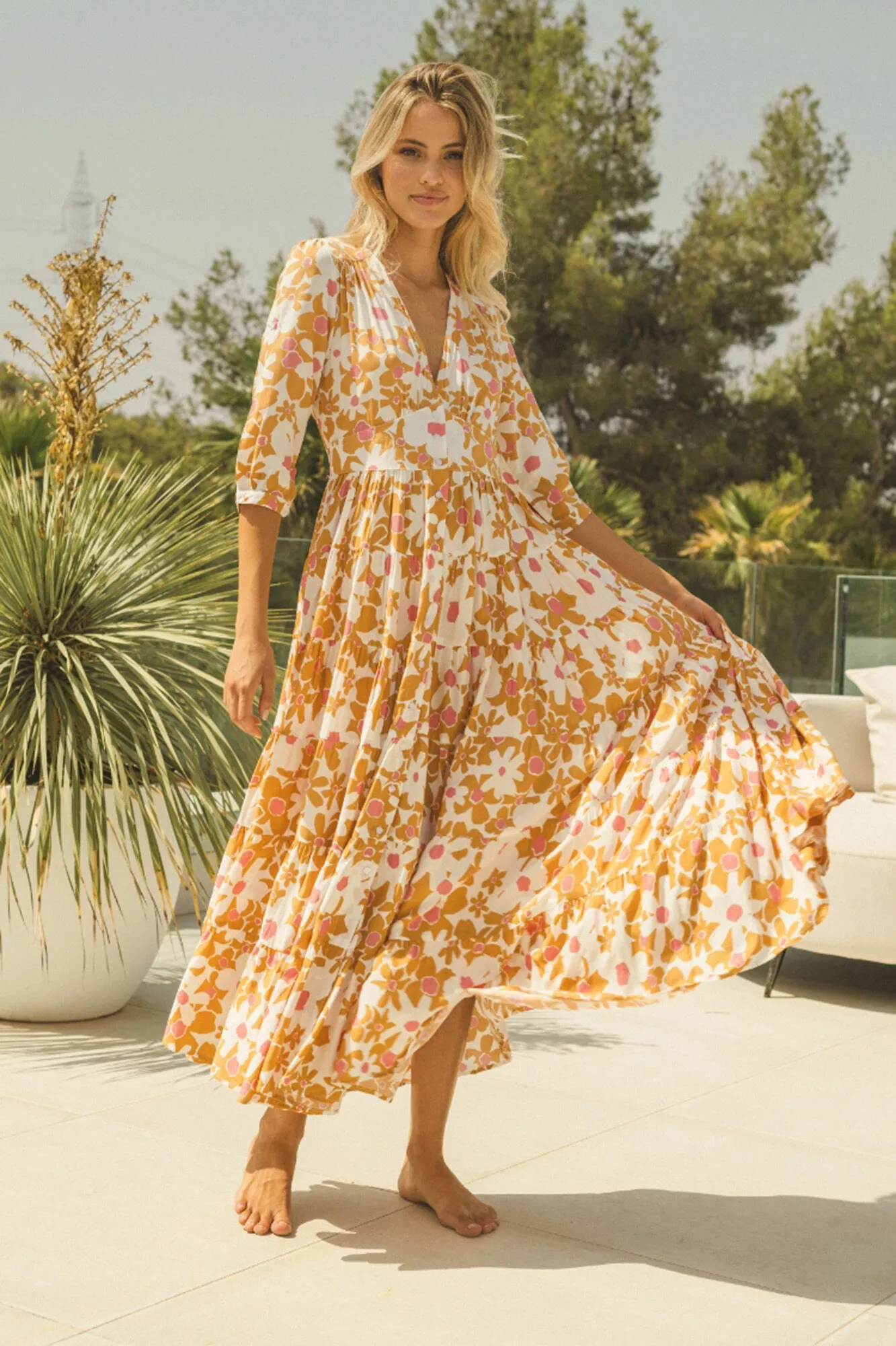 Vestido con escote en V