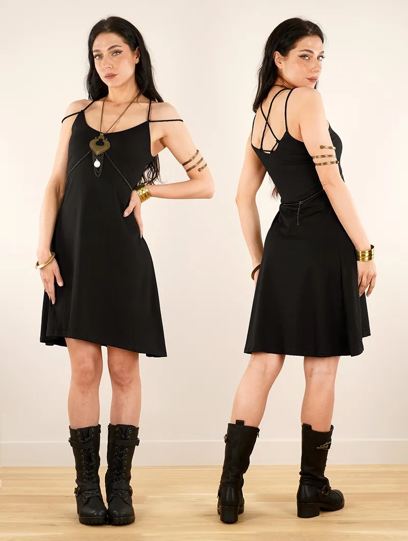 Vestido corto con tirantes 