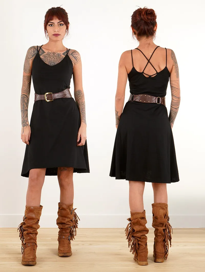Vestido corto con tirantes 