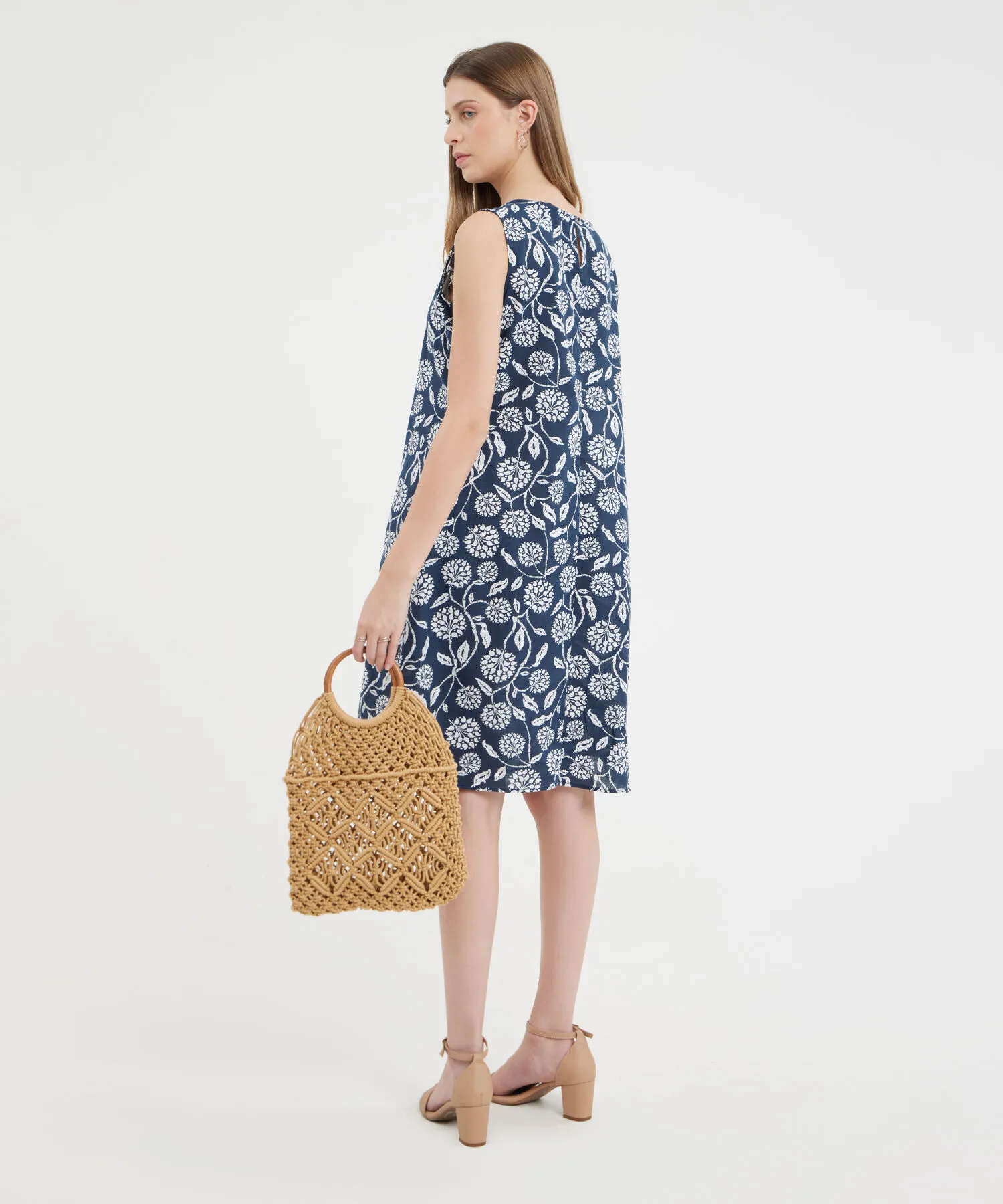 VESTIDO ESTAMPADO MANGA SISA CON BOLSILLOS LATERALES