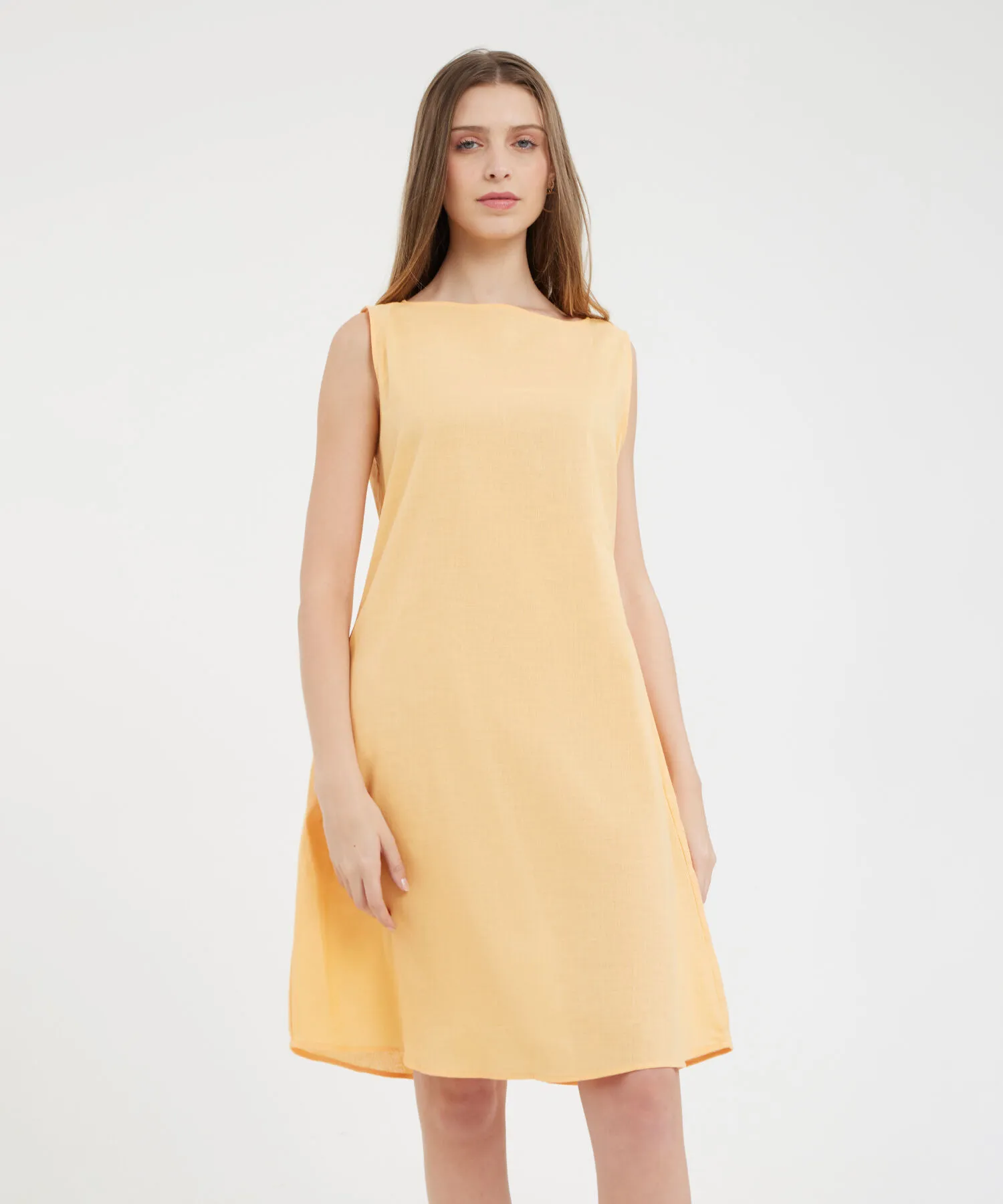VESTIDO UNICOLOR MANGA SISA CON BOLSILLOS LATERALES